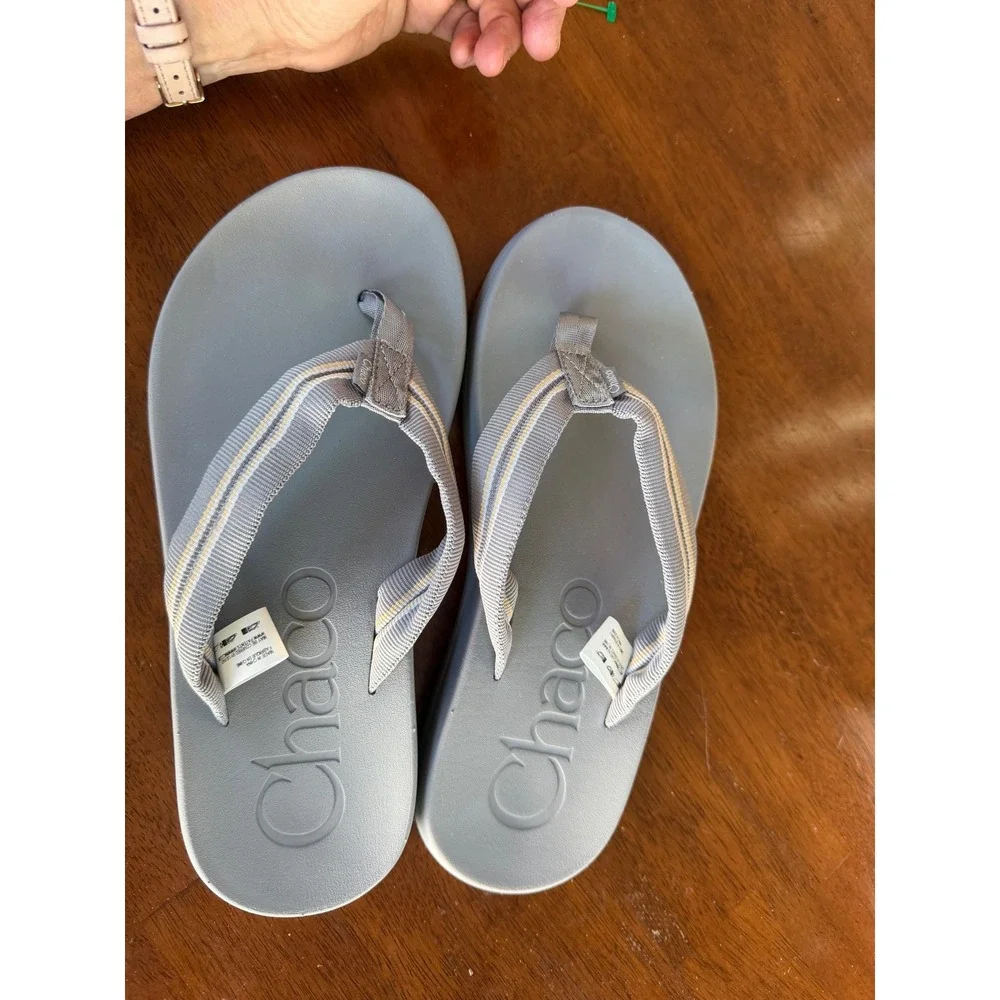 Chaco Chillos Flip Mens Grey Striped LUVSEAT Arch Support Sandals Size 8